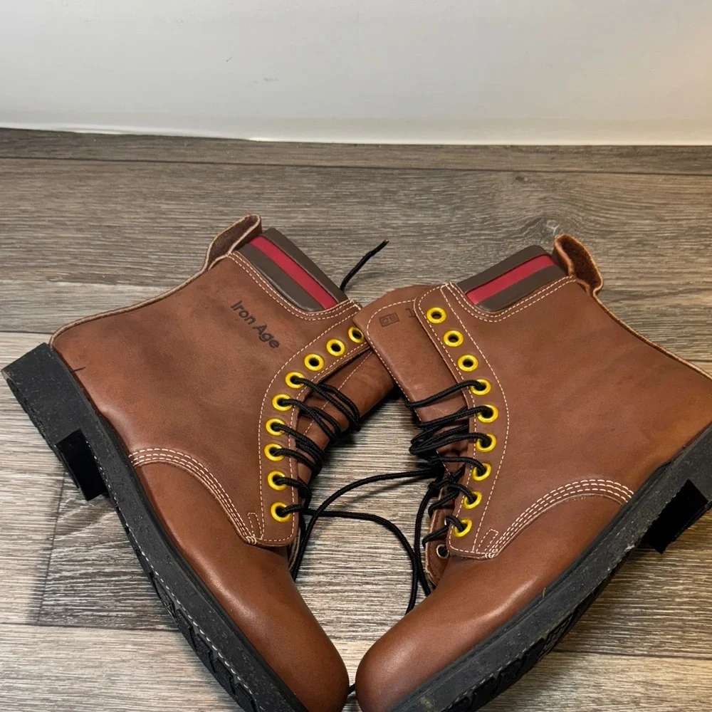 Vintage Iron Age Brown Leather  Boots steel toe boots made in the US size 8.5